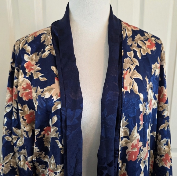 Vintage Christian Dior Floral Satin Robe Kimono Style- Size Large - Picture 11 of 14